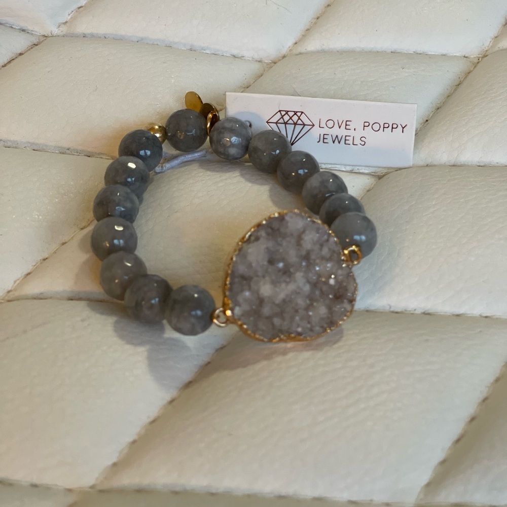 Love Poppy Jewels Grey Druzy and Beaded Stretch Bracelet